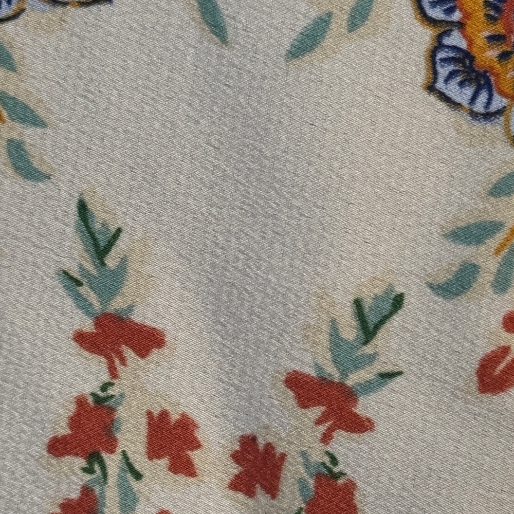 Satiny Blouse-XXL-by ThreadUp-Beige/Red/Orange/Green Paisley Print-Polyester-EUC - Picture 11 of 16